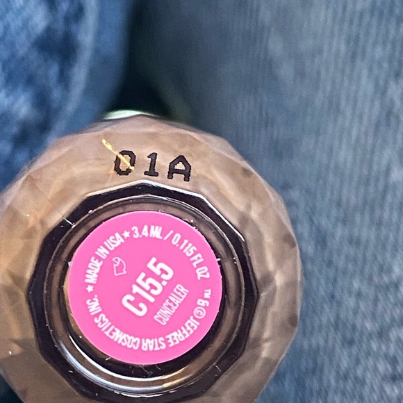 MAGIC STAR Concealer - Picture 6 of 7